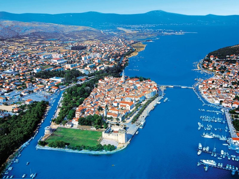 Dzień 2: Trogir - Brač
